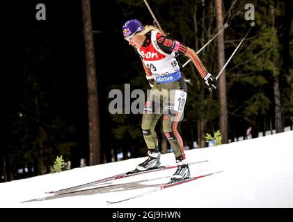 OSTERSUND 2015-12-03 die deutsche Miriam GÃƒÂ¶ssner ist am 3. Dezember 2015 beim Einzelwettbewerb der Frauen über 15 km beim IBU Biathlon World Cup in Ostersund, Schweden, im Einsatz. Foto: Christine Olsson / TT / ** SCHWEDEN AUS ** Stockfoto