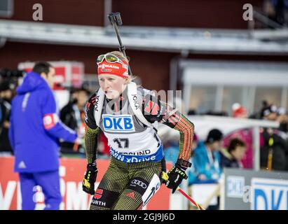 Die deutsche Franziska Hildebrand ist am 6. Dezember 2015 beim 10-km-Verfolgungsrennen der Frauen beim IBU Biathlon World Cup in Ostersund, Schweden, in Aktion. Foto: Christine Olsson / TT / Code 10430 Stockfoto