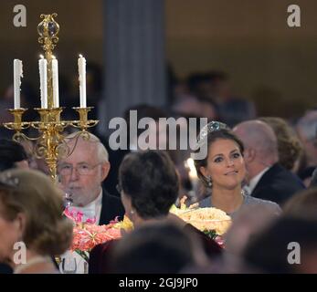 STOCKHOLM 2015-12-10 Prinzessin Madeleine während des Nobelbanketts im Rathaus von Stockholm, Schweden, 10. Dezember 2015. Foto Jonas EkstrÃƒÂ¶mer / TT / Kod 10030 Stockfoto