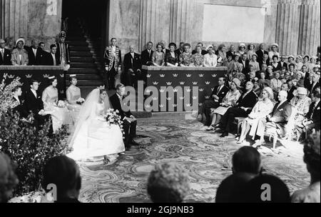 ARKIV 19610525 Prinzessin Birgitta und Prinz Johann Georg von Hohenzollern während ihrer Hochzeit im Königlichen Palast in Stockholm, Schweden, Foto: Svenskt Pressfoto / SCANPIX / Kod: 20360 Stockfoto