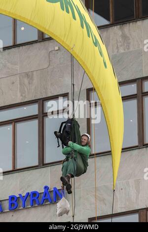 STOCKHOLM 2016-04-27 in Stockholm, Schweden, am 27. April 2016 protestieren deutsche Aktivisten gegen die Kohlebergwerke des schwedischen Unternehmens VattenfallÃ‚Â´s Deutschland. Foto Leif Blom / TT-Bild Code 50080 Umweltverschmutzung, Protest, Demonstration, Demonstranten, Industrie, Politik, Wirtschaft Stockfoto