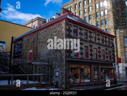 Das Mitchell House in der Lower Water Street 1684 in der Innenstadt von Halifax, Nova Scotia. 1820 erbaut, ist es heute die Heimat von Strange Adventures Comics & Curiosities Stockfoto