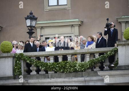 STOCKHOLM 2016-04-30 Prinzessin Takamodo von Japan, Kronprinz Frederik und Kronprinzessin Maria von Dänemark und Prinz Albert von Monaco, Prinzessin DÃ©sirÃ©e , Prinzessin Birgitta, die am Samstag, den 30. April 2016, an einer Chorfeier im Zusammenhang mit dem Geburtstag des Königs in Lejonbacken im Königlichen Palast teilnahm. Foto: Maja Suslin / TT / Code 10300 Stockfoto