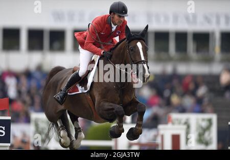 FALSTERBO 20160708 Romain Dugget aus der Schweiz reitet während des Furusiyya FEI Nations Cup-Springen auf der Falsterbo Horse Show in Falsterbo, Schweden, am 8. Juli 2016. Foto Bjorn Lindgren / TT / Code 9290 Stockfoto