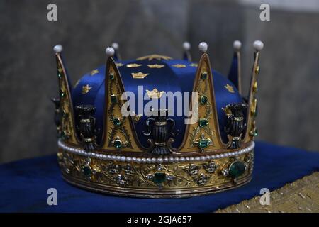 STOCKHOLM 2016-09-09 Prinz Fredrik Adolfs-Krone aus dem Jahr 1771 in der Schlosskirche Drottningholm vor der Taufe von Prinz Alexander in der Kapelle des Drottningholm-Palastes in Stockholm, Schweden, 9. September 2016. Prinz Alexander ist der Sohn von Prinz Carl Philip und Prinzessin Foto: Henrik Montgomery / TT / kod 10060 Stockfoto