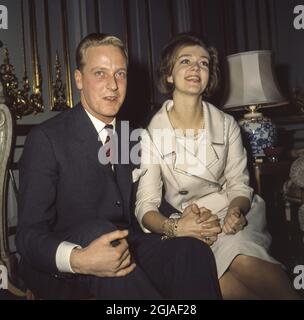 ARKIV dezember 1960. Prinzessin Birgitta mit Prinz Johan Georg von Hohenzollern während der Verlobung im Königspalast in Stockholm, Foto: Pressens Bild / TT / Kod: 194 Stockfoto