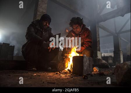 BELGRAD 2017-01-11 Flüchtlinge aus hauptsächlich Afghanistan und Pakistan in einem Flüchtlingslager in Belgrad, Serbien, 11. Januar 2017 Foto: Lars Pehrson / SVD / TT / Kod: 30152 ** OUT SWEDEN Stockfoto