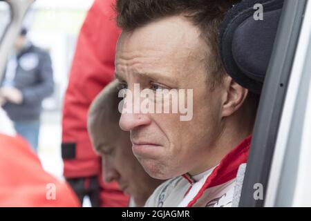 TORSBY 2017-02-11 Kris Meeke, Großbritannien, CRATOEN C3 WRC, in seinem Auto bei einer Dienststelle während der Rallye Schweden vor Torsby in der Grafschaft Varmland, Schweden, am 11. Februar 2017. Foto: Micke Fransson / TT / ** SCHWEDEN AUS ** Stockfoto