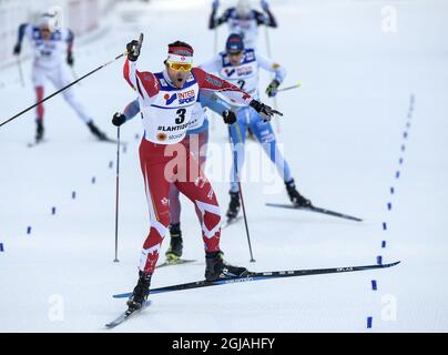 LAHTIS 2017-03-05 der Kanadier Alex Harvey feiert am 5. März 2017 den Gewinn des 50 km-Freistil-Massenstartwettbewerbs der Herren bei den FIS Nordischen Ski-Weltmeisterschaften in Lahti, Finnland. Foto anders Wiklund / TT / kod 10040 Stockfoto