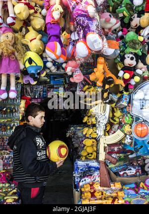 DAMASKUS Spielzeugladen mit Plastikwaffen im Souken-Basar in Damaskus, Syrien Foto: Lars Pehrson / SVD / TT / Kod: 30152 Stockfoto