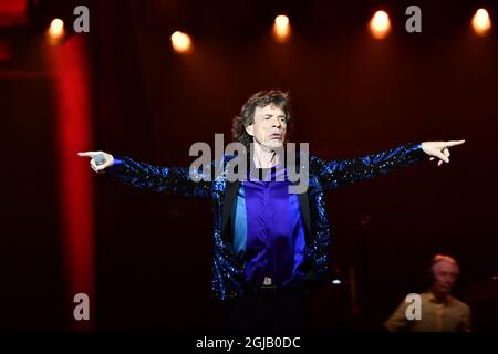 STOCKHOLM 2017-10-12 Sängerin der Band 'The Rolling Stones Mick Jagger tritt am Donnerstag, den 12. Oktober 2017, in der Friends Arena in Stockholm auf. Foto: Stina Stjernkvist / TT / kod 11610 Stockfoto