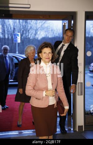 STOCKHOLM 2017-11-09 Königin Silvia eröffnete am Donnerstag das Seniorenheim Soderstromsgardnes in Stenhamra. Foto: Christine Olsson / TT / Kod 10430 Stockfoto