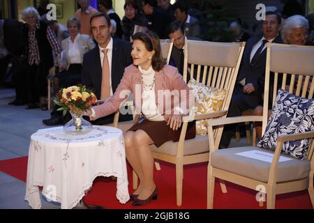 STOCKHOLM 2017-11-09 Königin Silvia eröffnete am Donnerstag das Seniorenheim Soderstromsgarden in Stenhamra. Foto: Christine Olsson / TT / Kod 10430 Stockfoto