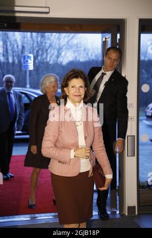 STOCKHOLM 2017-11-09 Königin Silvia eröffnete am Donnerstag das Seniorenheim Soderstromsgarden in Stenhamra. Foto: Christine Olsson / TT / Kod 10430 Stockfoto