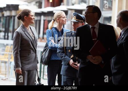 MALMO 20180323 Kronprinzessin Victoria bei der Ankunft im Form Design Center in Malmo. Foto: Andreas Hillergren / TT kod 1006 Stockfoto