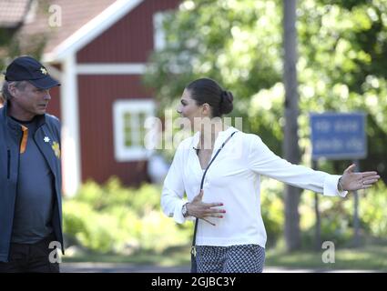 ULVO 20180525 Kronprinzessin Victoria wird am Freitag in Smaland, Schweden, gesehen. Die Kronprinzessin ist in der Grafschaft Smaland, Schweden, für einen „Provinzspaziergang“. Foto Pontus Lundahl / TT kod 10050 Stockfoto