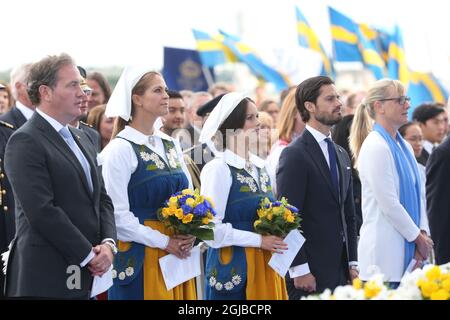 STOCKHOLM 20180606 von links Christopher O'Neill, Prinzessin Madeleine, Prinzessin Sofia und Prinz Carl Philip während der traditionellen Nationalfeiertage in Skansen in Stockholm. Foto: Soren Andersson / TT / Code 1037 Stockfoto