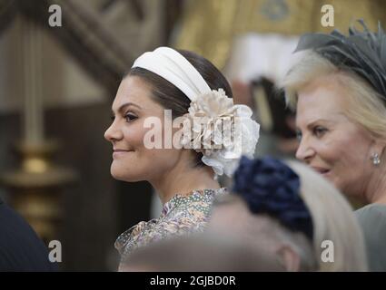 STOCKHOLM 20180608 Crown Princess Victoria in der Drottningholm Palace Church, Schweden am Freitag während der Taufe von Prinzessin Madeleine und Chris Oâ €™Neillâ™s Tochter Prinzessin Adrienne Foto: Jonas Ekstromer / TT kod 10030 Stockfoto