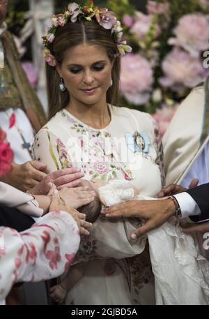 STOCKHOLM 2018-06-08 Prinzessin Madeleine mit Prinzessin Adrienne während der Taufe von Prinzessin Madeleine und Chris O’Neill's Tochter Prinzessin Adrienne Foto: Pontus Lundahl / TT / kod 10050 Stockfoto