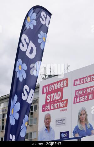STOCKHOLM 2018-08-14 Wahlplakate der Schwedischen Demokraten sind am Dienstag in einem Wahlinformationsbüro in Stockholm, Schweden, zu sehen. Schweden nimmt an den Parlamentswahlen am 9. September Teil. Foto Leif Blom / TT Code 50080 Stockfoto