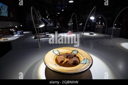 Menudo - Rindfleisch Magen ist im ekelhaften Lebensmittelmuseum in Malmö, Schweden ausgestellt 4. November 2018. Das Ekeling Food Museum lädt Besucher ein, die Welt des Essens zu erkunden und ihre Vorstellungen davon, was essbar ist und was nicht, herauszufordern. Die Ausstellung zeigt 80 der ekelhaftesten Lebensmittel der Welt. Zehn davon stehen den Besuchern jeden Tag zur Verfügung. Foto: Johan Nilsson / TT / Kod 50090 Stockfoto