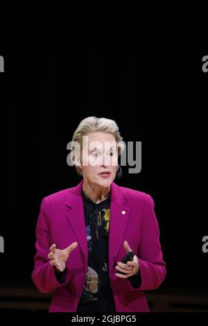 Die Nobelpreisträgerin für Chemie, Frances H. Arnold, spricht während ihrer Nobelvorlesung â€œInnovation von Evolution: Bringing New Chemistry to lifeâ€ an der Aula Magna, Stockholms University, Schweden 8. Dezember 2018 Foto: Christine Olsson / TT / kod 10430 Stockfoto