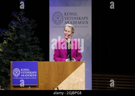 Die Nobelpreisträgerin für Chemie, Frances H. Arnold, spricht während ihrer Nobelvorlesung â€œInnovation von Evolution: Bringing New Chemistry to lifeâ€ an der Aula Magna, Stockholms University, Schweden 8. Dezember 2018 Foto: Christine Olsson / TT / kod 10430 Stockfoto