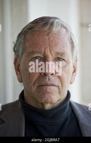 STOCKHOLM 20110526 DATEI FOTO der israelische Schriftsteller Amos Oz wurde am 26. Mai 2011 in Stockholm, Schweden, fotografiert. Der israelische Autor Amos Oz ist im Alter von 79 Jahren gestorben. Foto: Leif R Jansson / SCANPIX / kod 10020 Stockfoto