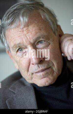 STOCKHOLM 20110526 DATEI FOTO der israelische Schriftsteller Amos Oz wurde am 26. Mai 2011 in Stockholm, Schweden, fotografiert. Der israelische Autor Amos Oz ist im Alter von 79 Jahren gestorben. Foto: Leif R Jansson / SCANPIX / kod 10020 Stockfoto