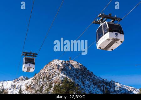 Gondel im Dorf, Squaw Valley, Kalifornien, USA. Stockfoto