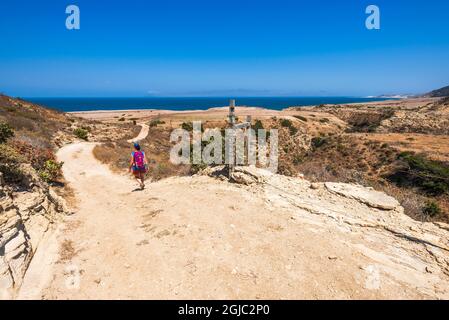 Wanderer im Water Canyon, Santa Rosa Island, Channel Islands National Park, Kalifornien, USA. Stockfoto