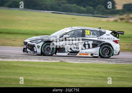 Nicolas Hamilton in einem Cupra Leon bei der BTCC-Veranstaltung in Thruxton im August 2021 Stockfoto