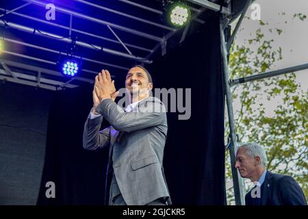 MalmÃ– 2019-10-08 der schwedische Fußballspieler Zlatan Ibrahimovic bei der Enthüllung einer riesigen Statue von ihm in seiner Geburtsstadt Malmo bei der Enthüllung der Zlatan Ibrahimovic Statue, Malmo, Schweden. Foto: Krister Hansson 2019-10-08 (c) HANSSON KRISTER / Aftonbladet / TT * * * EXPRESSEN AUS * * * AFTONBLADET / 3950 Stockfoto