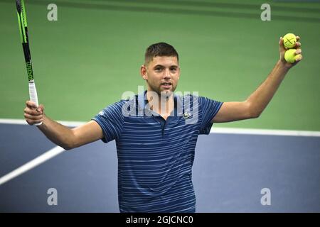 Filip Krajinovic (SRB) gewinnt das Einzel-Halbfinale der Männer beim ATP Stockholm Open Tennisturnier in der Royal Tennis Hall in Stockholm, Schweden, Oktober 19 2018, Foto: Claudio Bresciani / TT Code 10090 Stockfoto