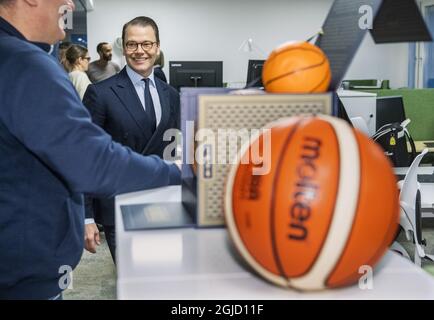 Prinz Daniel beim Besuch des schwedischen Basketballverbandes in Stockholm, Schweden, am Freitag, den 10. Januar 2020. Foto: Claudio Bresciani / TT / Kod 10090 Stockfoto