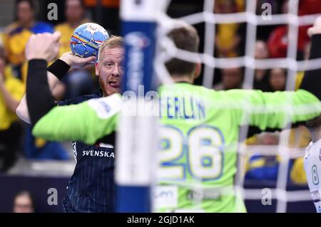 Göteborg 202001112 der Schwede Jim Gottfridsson punktet bei der Vorrunde der Männer-EHF EURO 2020 der Handball-Gruppe F zwischen Schweden und Slowenien in der Scandinavium Arena am Sonntag, 12. Januar 2020 auf Golie Klemen Ferlin. Foto Bjorn Larsson Rosvall / TT kod 9200 Stockfoto