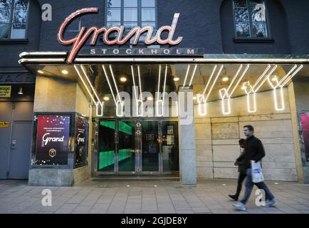 Das Kino Grand, in dem der schwedische Premierminister Olof Palme vor seiner Tötung auftrat, könnte nach 34 Jahren kurz vor der Lösung des Mordes an Olof Palme stehen. Der schwedische Premierminister Olof Palme (S) wurde am SveavÃ¤gen ermordet, 28. Februar 1986, Stockholm, 2020-06-08 (c) Patrik C Ã–sterberg / TT Code 2857 Stockfoto