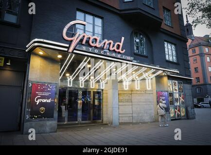 Das Kino Grand, in dem der schwedische Premierminister Olof Palme vor seiner Tötung auftrat, könnte nach 34 Jahren kurz vor der Lösung des Mordes an Olof Palme stehen. Der schwedische Premierminister Olof Palme (S) wurde am SveavÃ¤gen ermordet, 28. Februar 1986, Stockholm, 2020-06-08 (c) Patrik C Ã–sterberg / TT Code 2857 Stockfoto