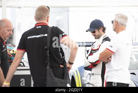 KARLSKOGA 2020-08-15 Prins Carl Philip tavlar i Porsche Carrera Cup Scandinavia under lordagen pa Gellerasen Arena. Det gick inte sa BH für den Prinzen Carl Philip i. gardagens kval, han kommer darmed att fa starta sist i dagens tavlingar. Foto: Tommy Pedersen / TT / kod 10650 Stockfoto