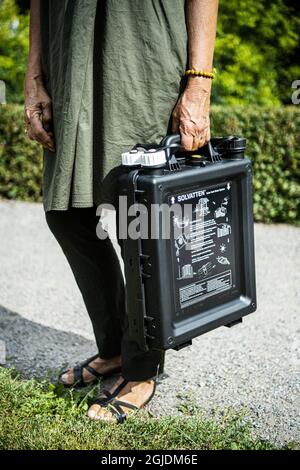 Die schwedische Erfinderin Petra Wadstrom's Creation Solvatten (Solarwasser) nutzt die Sonnenenergie, um kontaminiertes Wasser zu reinigen und zu erhitzen. Solarwasser kann 40 Liter sauberes Wasser pro Tag, 6,000 Liter pro Jahr und 50,000 Liter pro Leben produzieren. Mehr als zwei Milliarden Menschen fehlt es zu Hause an sauberem Wasser. Solvatten befasst sich direkt mit armutsbedingten Gesundheitsthemen, die mit Energieknappheit und schlechter Wasserqualität verbunden sind. Foto: Carolina Byrmo / Aftonbladet / TT-Code 2512 Stockfoto