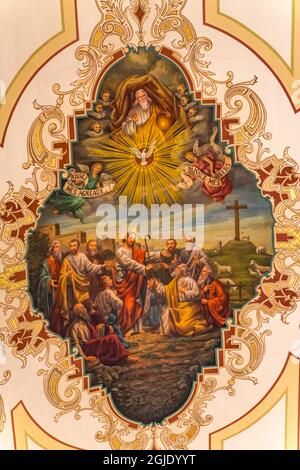 Auferstandener Jesus Christus mit Schlüsseln und Jüngern, Saint Louis Cathedral, New Orleans, Louisiana. Erbaut 1718 von König Ludwig von Frankreich. Stockfoto