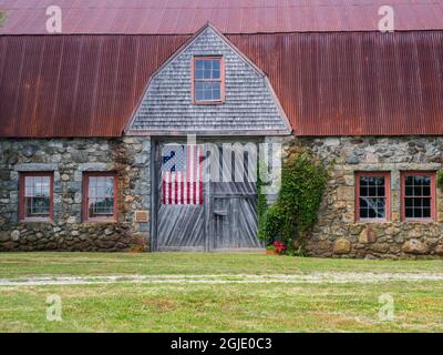 USA, Maine. Historische Stone Barn Farm (1820) in Bar Harbor. Stockfoto