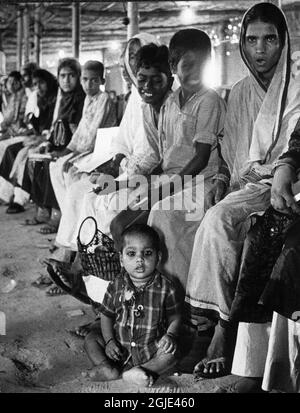 Dacca 1974-04-21 Bihari-Flüchtlinge in einem Lager in Dhaka, Bangladesch. Foto: Lars Groth / DN / TT / Code: 19 Stockfoto