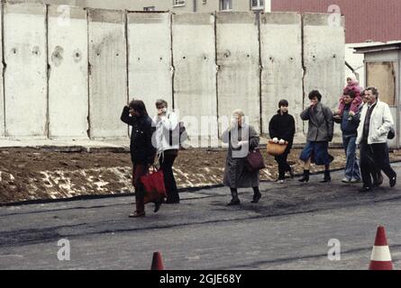 Berlin 1989-11-15 der Fall der Berliner Mauer, die Grenzöffnung. Foto: Sven-Erik Sjoberg / DN / TT / Code 53 Stockfoto