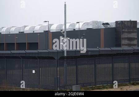 Amazon Web Services Server Halle in Kjula bei Eskilstuna, Schweden am 13. April 2021. Die Sicherheit ist mit Infrarot-Bewegungsmeldern und Überwachungskameras streng. Foto: Fredrik Sandberg / TT kod 10080 Stockfoto