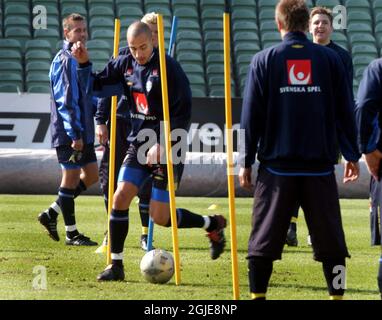 Schwedens Henrik Larsson im Einsatz während des Trainings Stockfoto