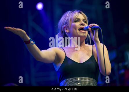 Der britische Musiker Duffy tritt beim Roskilde Festival südlich von Roskilde in Dänemark auf. Stockfoto