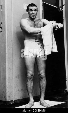 Der schwedische Schwergewicht-Boxmeister Ingemar Johansson wurde nach einem Training im Jahr 1962 fotografiert. Stockfoto