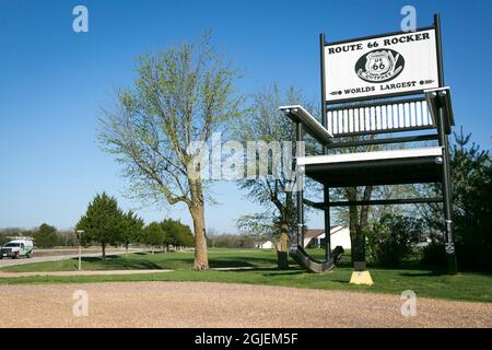 Fanning, Missouri, USA. Route 66 der größte Schaukelstuhl der Welt Stockfoto