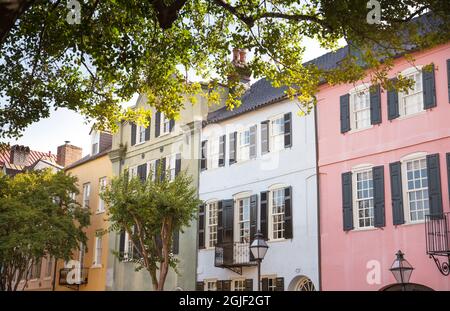 Rainbow Zeile in Charleston, South Carolina, USA. Stockfoto